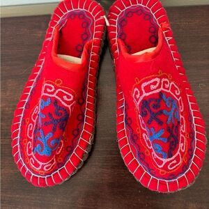 Handmade lightweight, warm, comfy felt slippers from merino wool size 7,5-8